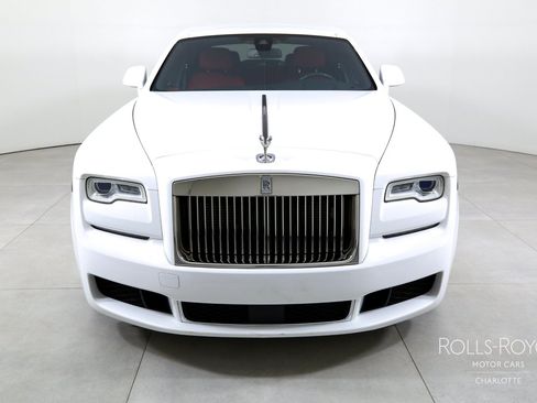 Used 2019 Rolls-Royce Ghost RWD image 7