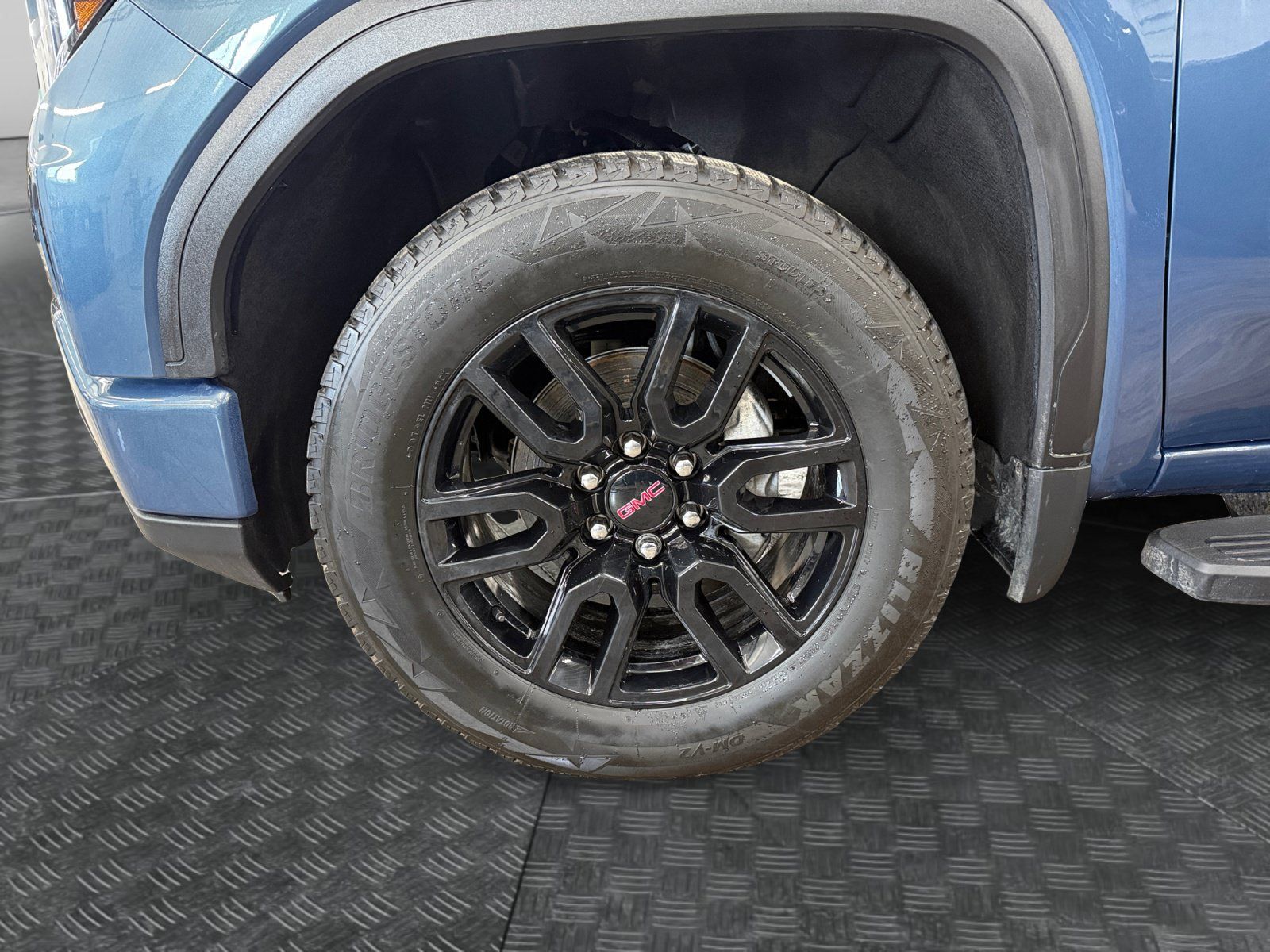 Used 2024 GMC Sierra 1500 Elevation w/ Preferred Package AWD/4WD image 32