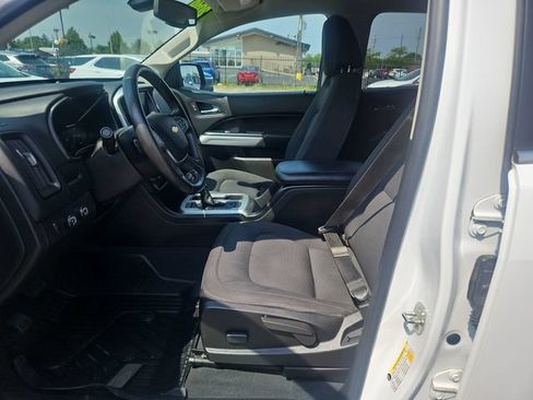 Used 2019 Chevrolet Colorado LT w/ LT Convenience Package AWD/4WD image 10