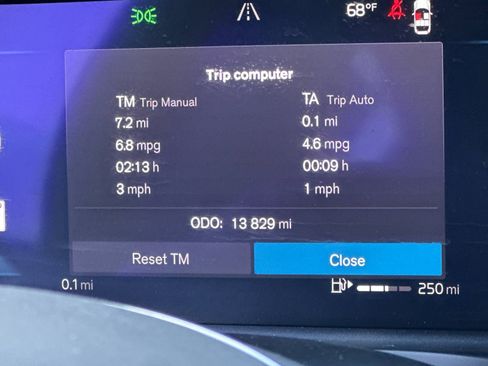 Used 2025 Volvo S60 B5 Core image 26