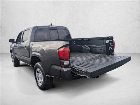 Used 2022 Toyota Tacoma SR image 8