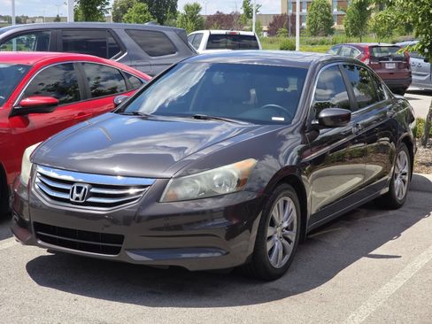 Used 2011 Honda Accord EX-L image 4
