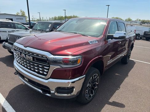 Used 2025 RAM 1500 Limited AWD/4WD image 4