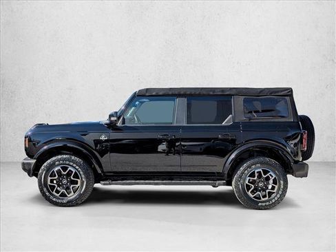 Used 2022 Ford Bronco Outer Banks image 9