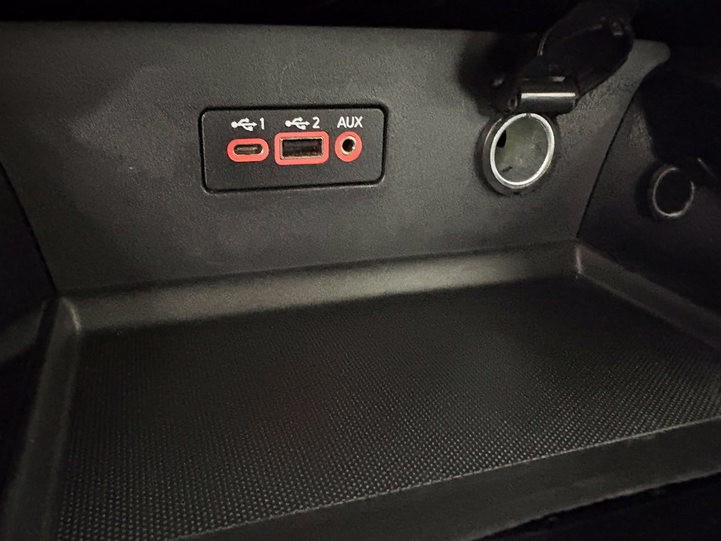 Used 2024 Nissan Altima 2.5 SV FWD image 32