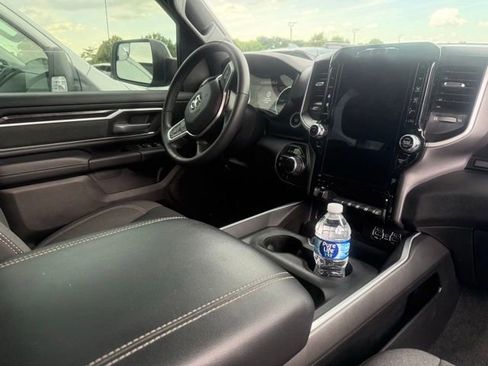 Used 2023 RAM 1500 Big Horn AWD/4WD image 7