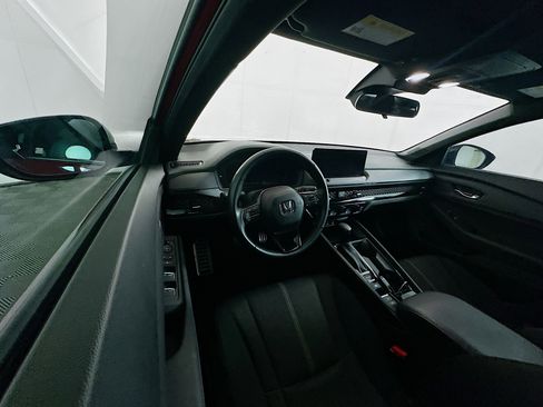 Used 2024 Honda Accord Sport image 17