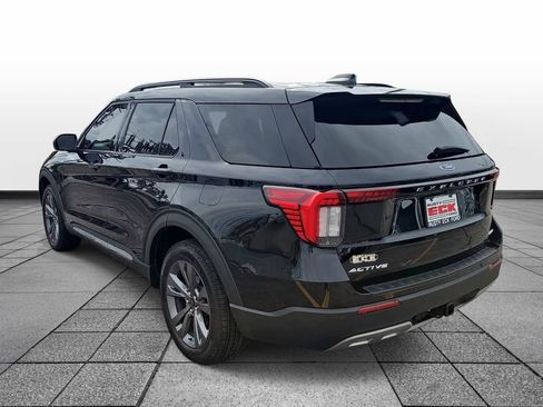 Used 2025 Ford Explorer Active w/ Active Comfort Package AWD/4WD image 7