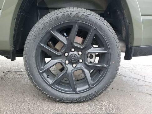 Used 2026 RAM 1500 Laramie AWD/4WD image 9