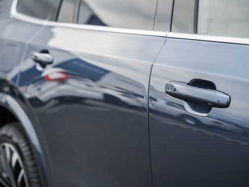 New 2026 Volvo XC90 T8 Plus image 16