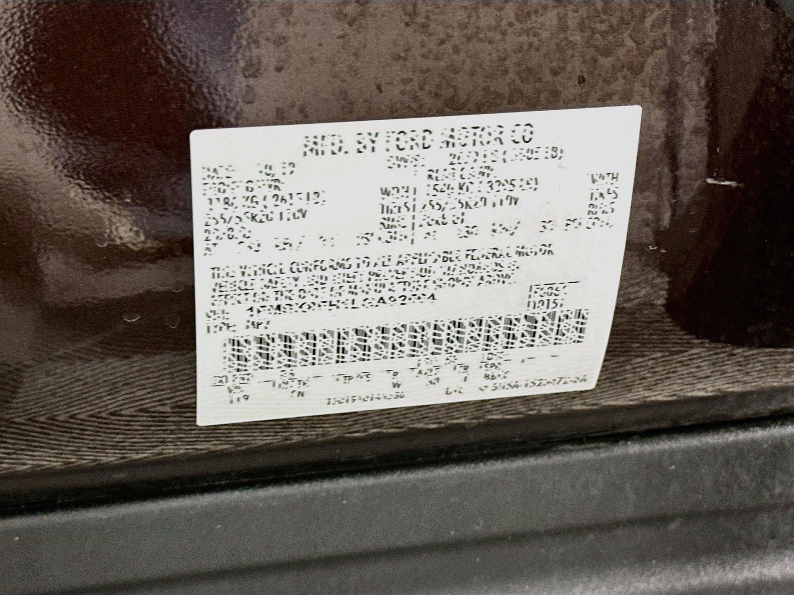 Certified 2020 Ford Explorer Limited w/ Class III Trailer Tow Package AWD/4WD image 23