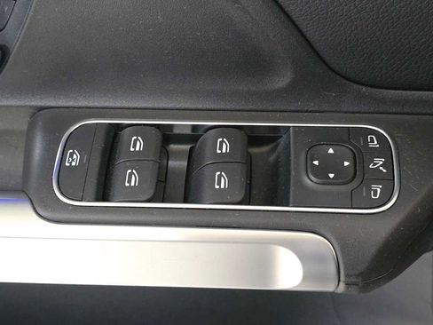 Certified 2026 Mercedes-Benz GLB 250 4MATIC image 23