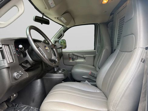 Used 2020 Chevrolet Express 2500 w/ Driver Convenience Package RWD image 15