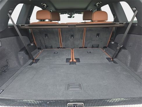 Used 2025 Audi Q7 3.0T Premium w/ Convenience Package image 14