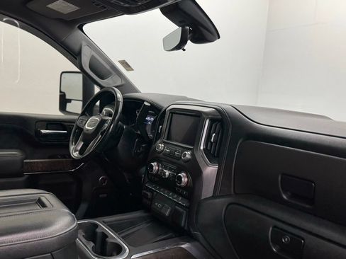 Used 2020 GMC Sierra 2500 Denali w/ Denali Ultimate Package AWD/4WD image 25
