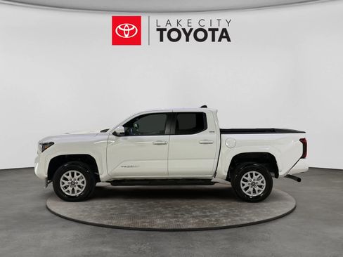 Used 2025 Toyota Tacoma SR5 RWD image 3