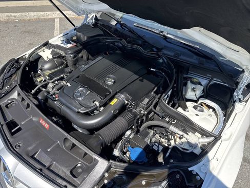 Used 2013 Mercedes-Benz C 250 Coupe image 15