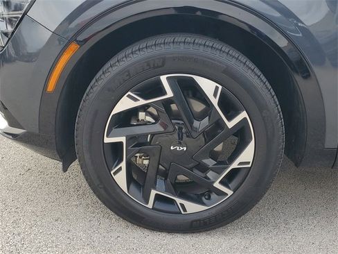 Certified 2023 Kia Sportage SX image 10
