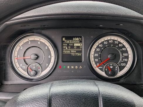 Used 2016 RAM 1500 Express RWD image 13