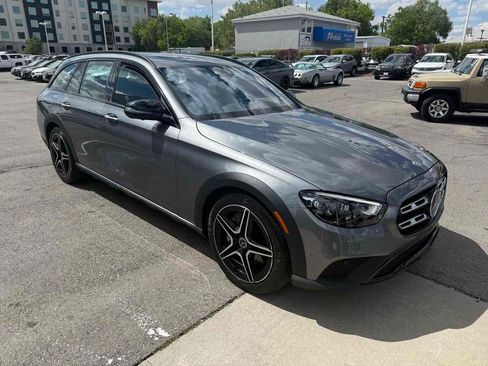 Used 2023 Mercedes-Benz E 450 4MATIC All-Terrain Wagon image 4