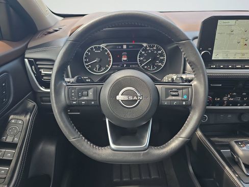 Used 2023 Nissan Rogue SL w/ SL Premium Package AWD/4WD image 10