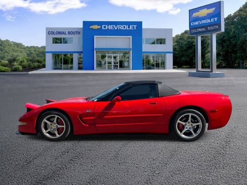 Used 2003 Chevrolet Corvette Convertible w/ Preferred Equipment Group1 RWD image 3