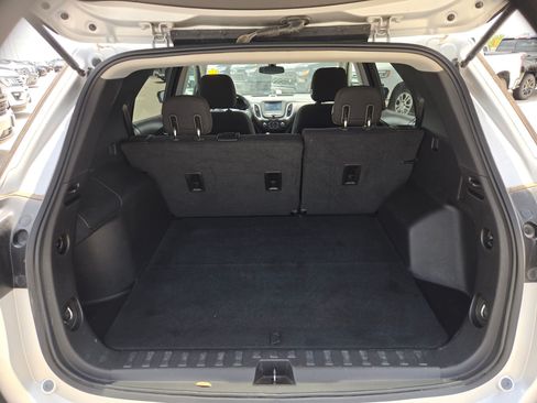 Used 2018 Chevrolet Equinox LT FWD image 21