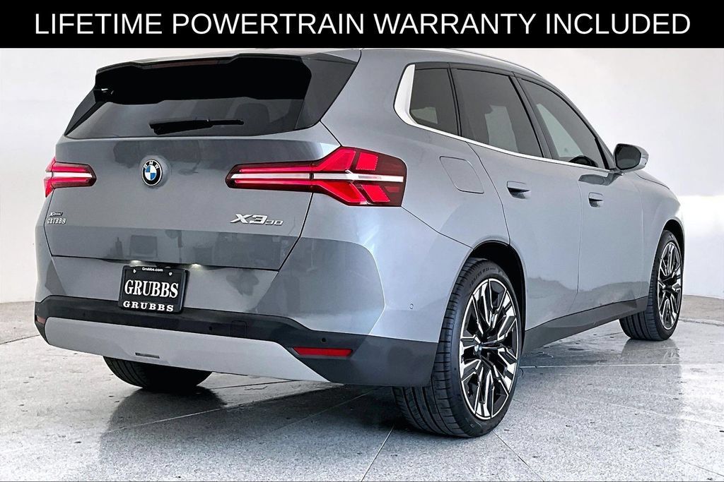 Used 2025 BMW X3 xDrive30i w/ Premium Package AWD/4WD image 2