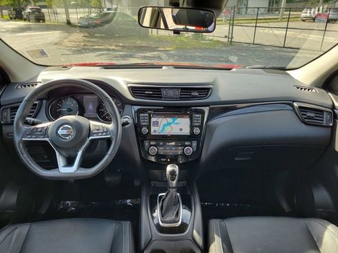 Used 2017 Nissan Rogue Sport SL w/ SL Premium Package AWD/4WD image 24