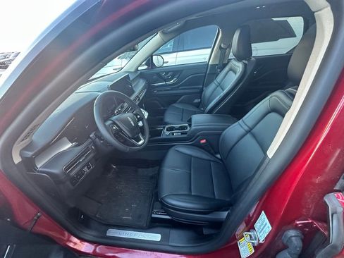 New 2025 Lincoln Corsair Premiere w/ Equipment Group 101A image 8