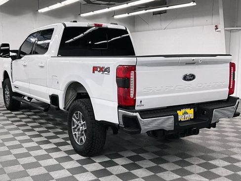 Used 2024 Ford F250 Lariat w/ FX4 Off-Road Package AWD/4WD image 2
