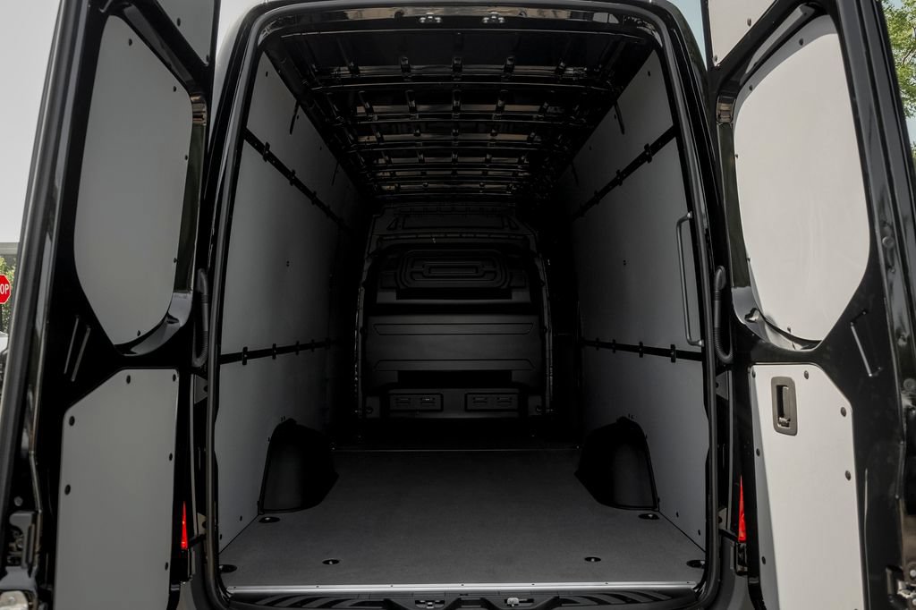 New 2026 Mercedes-Benz Sprinter 2500 image 11
