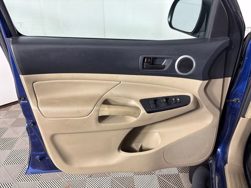 Used 2015 Toyota Tacoma PreRunner w/ SR5 Package image 23