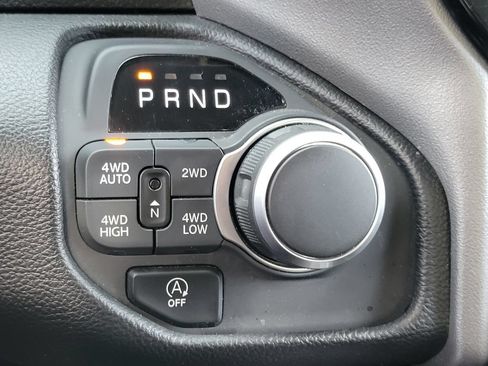 Used 2025 RAM 1500 Big Horn AWD/4WD image 13