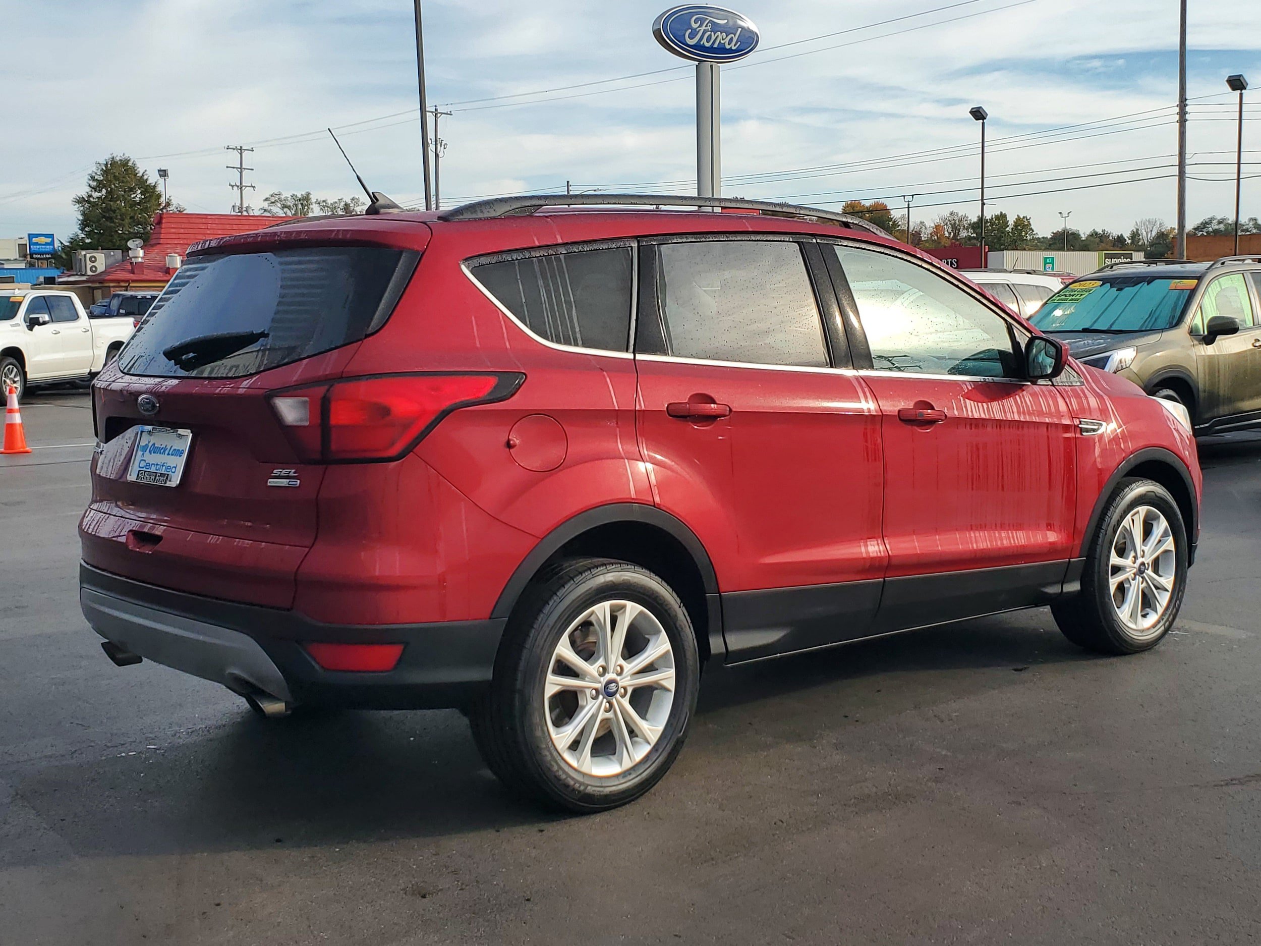Used 2019 Ford Escape SEL AWD/4WD image 4