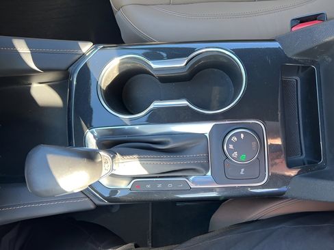 Used 2019 Chevrolet Blazer Premier image 15