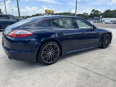 Used 2011 Porsche Panamera 4 AWD/4WD image 5