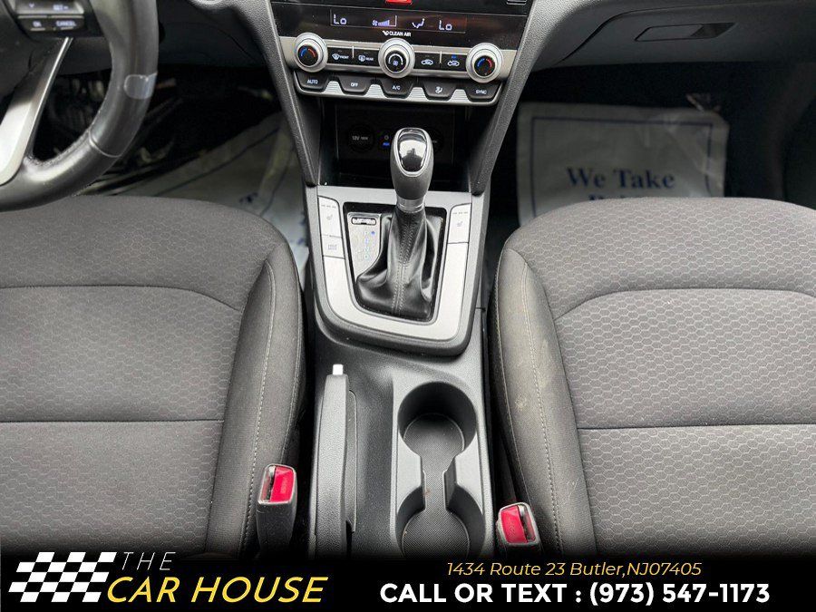 Used 2020 Hyundai Elantra Value Edition w/ Cargo Package (C1) FWD image 27