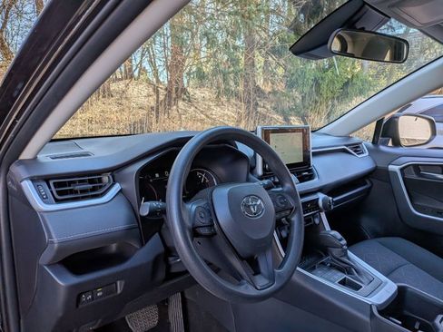 Certified 2025 Toyota RAV4 XLE image 9