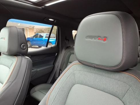 New 2026 GMC Terrain AT4 w/ Technology Package II image 26