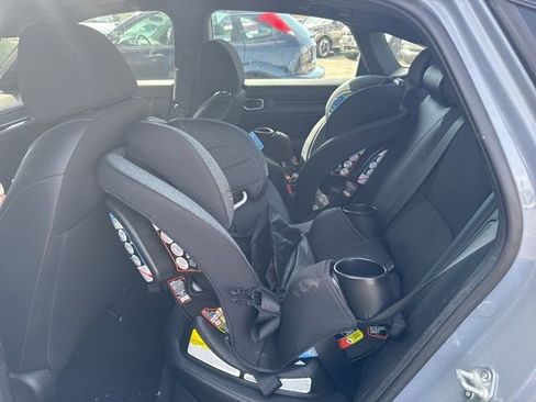 Used 2022 Honda Civic Sport image 11