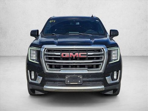 Used 2021 GMC Yukon XL SLT w/ SLT Premium Package image 2
