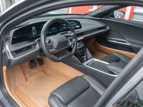 Used 2024 Lucid Air Touring AWD/4WD image 8