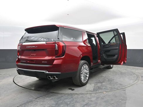 New 2026 GMC Yukon XL Denali w/ Sun & Power Step Package AWD/4WD image 37
