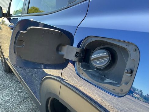 Used 2023 Chevrolet TrailBlazer LT image 12