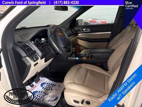 Used 2019 Ford Explorer XLT w/ Equipment Group 202A AWD/4WD image 12