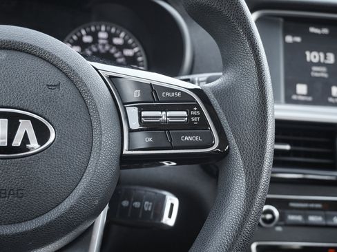 Used 2019 Kia Optima LX FWD image 19