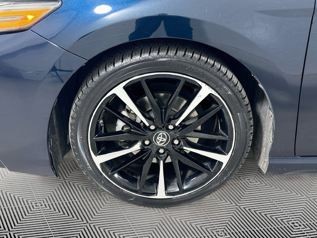 Used 2018 Toyota Camry XSE w/ Driver Assist Package FWD image 28