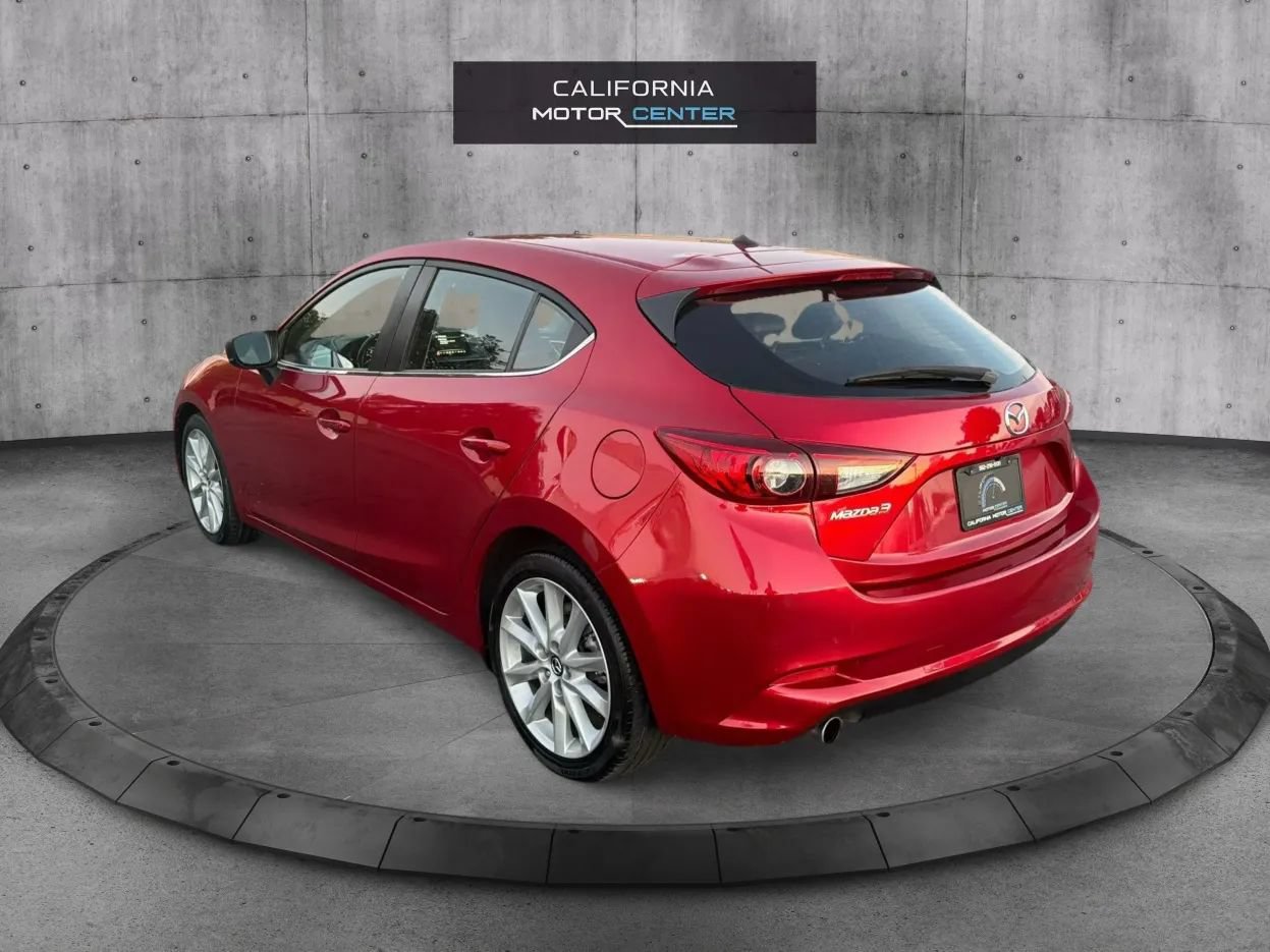 Used 2017 MAZDA MAZDA3 Touring FWD image 7