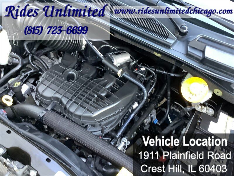 Used 2014 Dodge Grand Caravan R/T w/ Safety Sphere Group FWD image 16